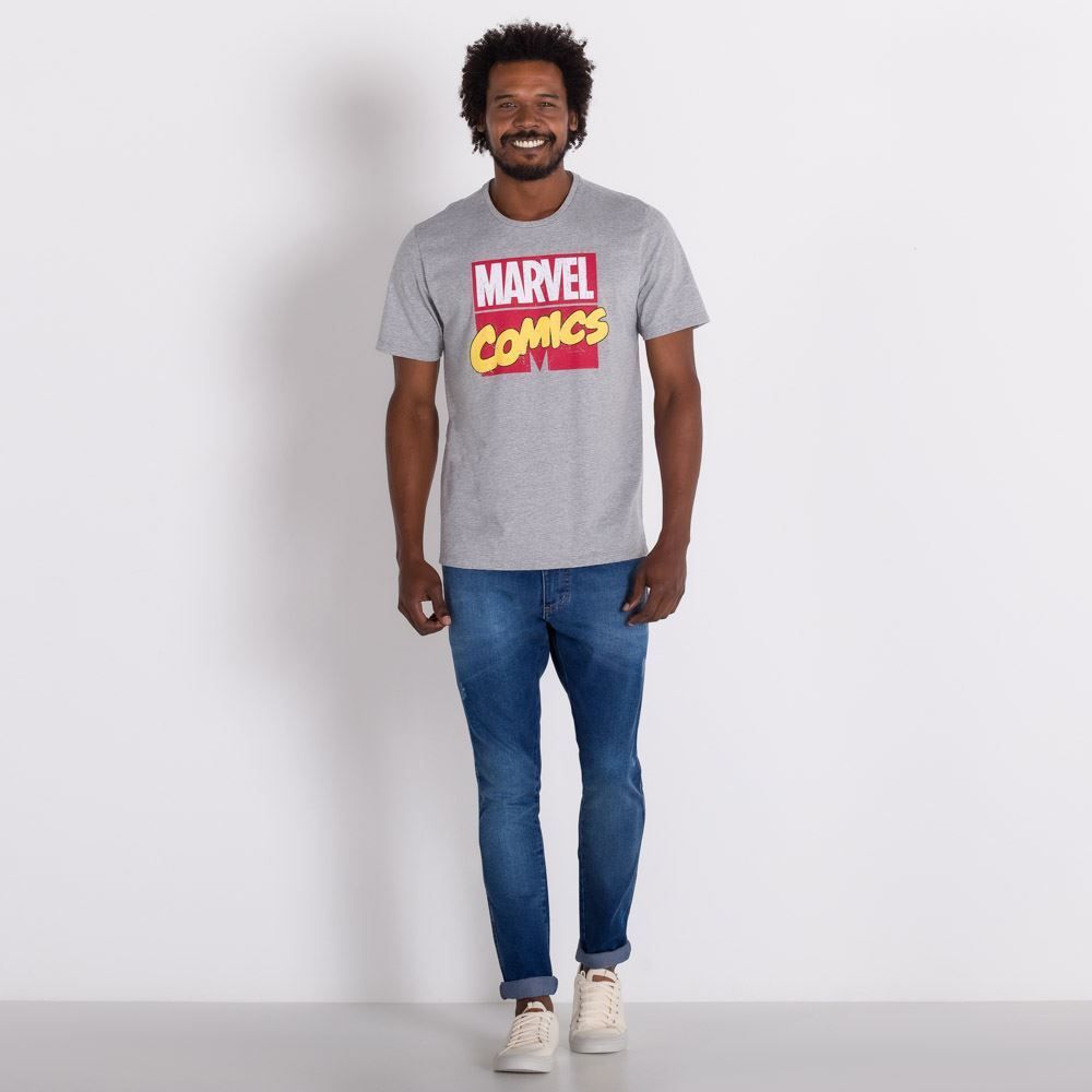 Camiseta Marvel Comics Cativa