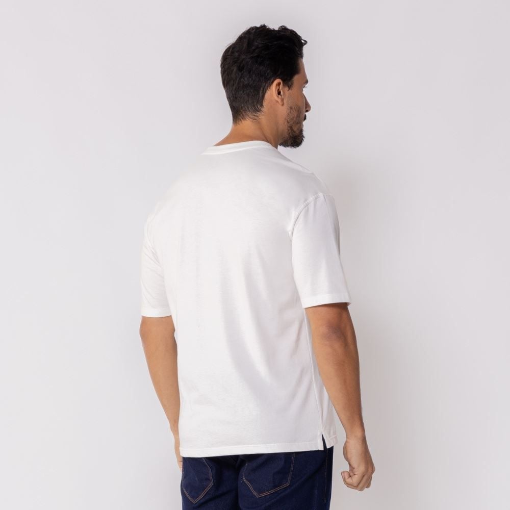 Camiseta Masculina Com Bolso Thing