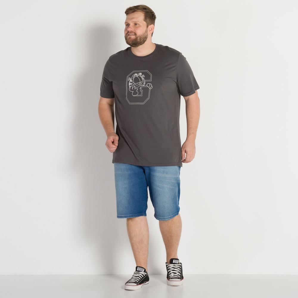 Camiseta Plus Size Garfield Clássico Banker