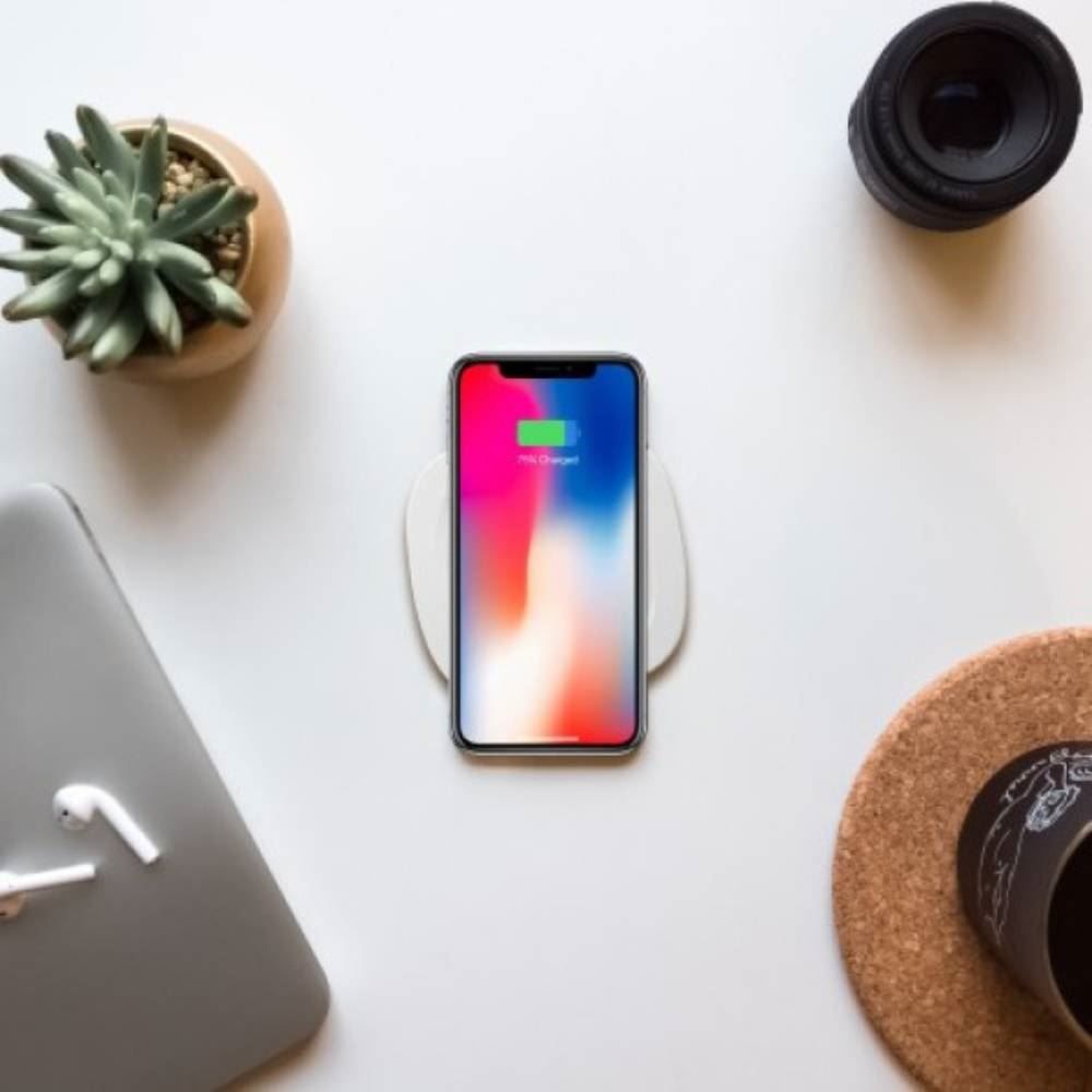 Carregador Para Celular De Mesa Wireless Elg - WQ1WH