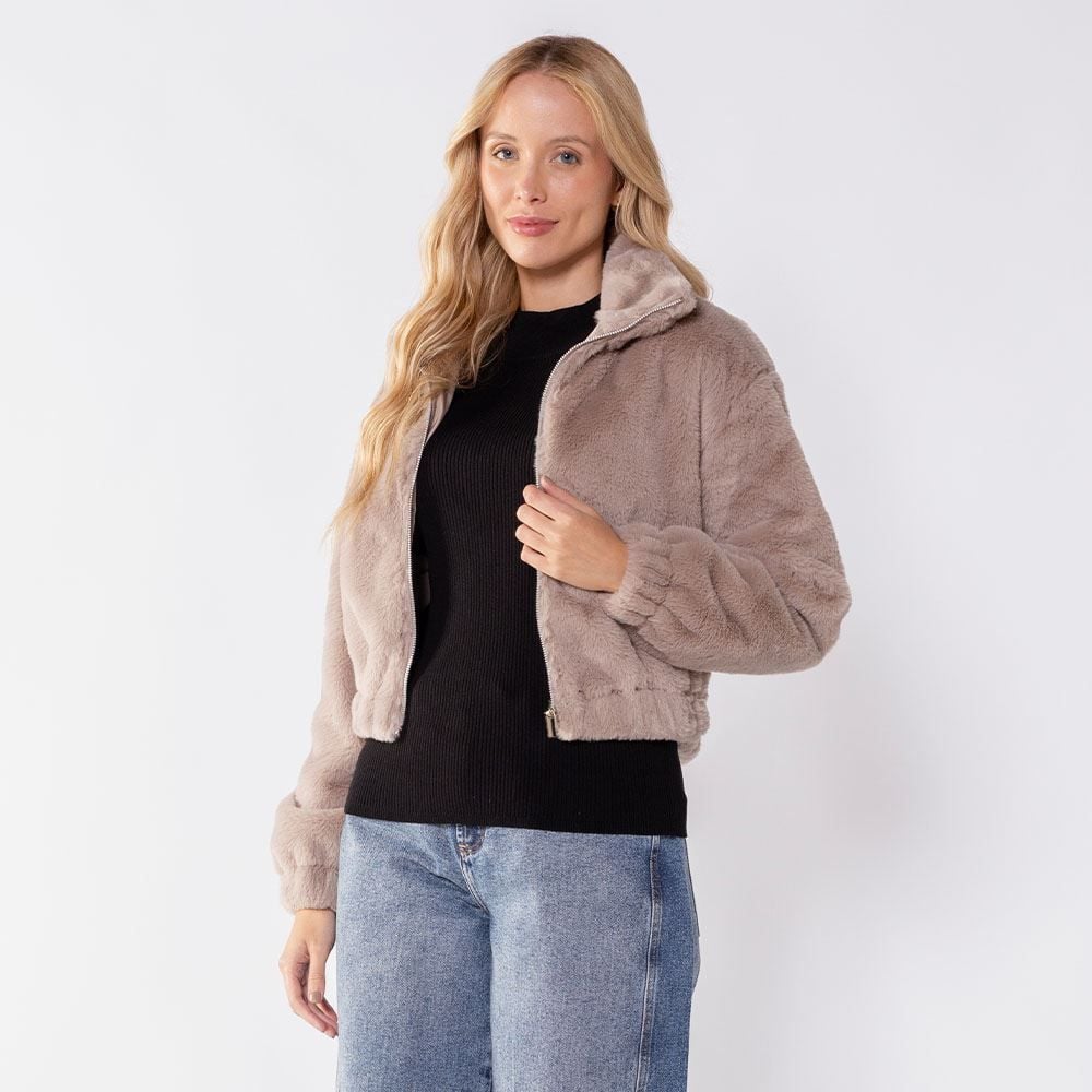 Casaco Feminino Curto De Pelo Sintético Boby Blues