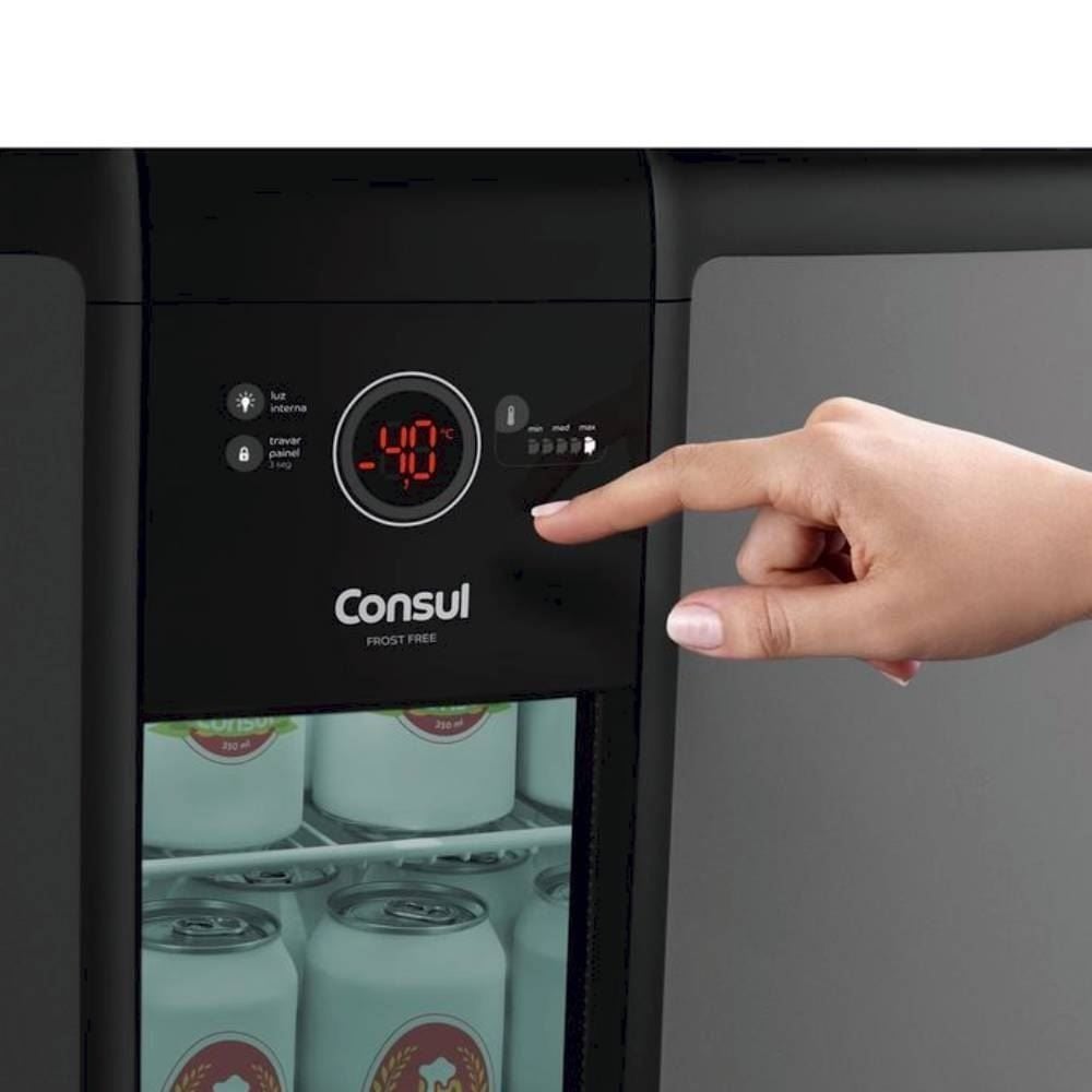 Cervejeira Consul Titanium 82 Litros Display Na Porta Controle de Temperatura