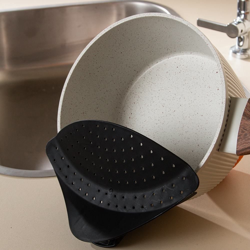 Escorredor Com Clip Para Panela Havan Casa 18 Cm - Preto 