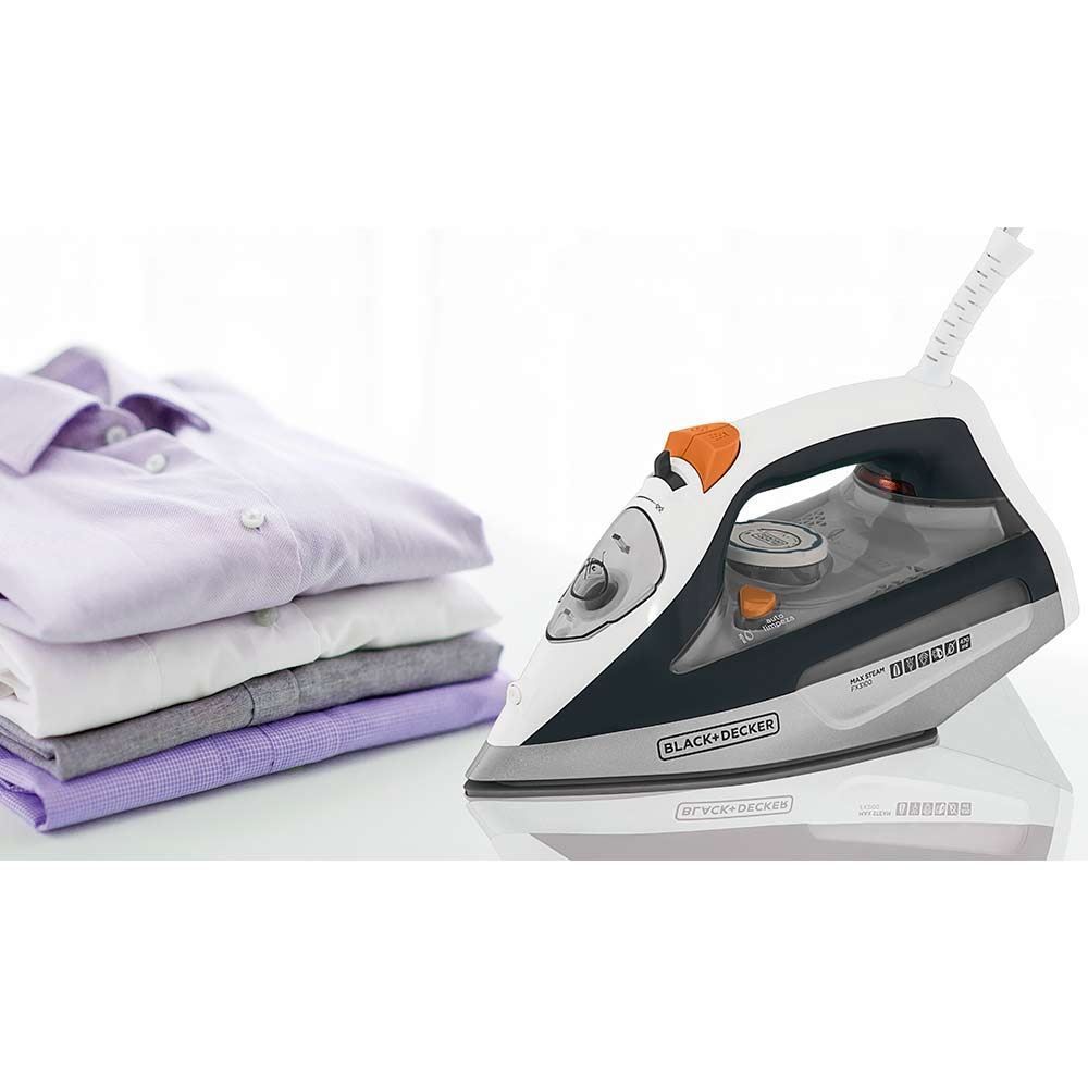 Ferro de Passar a Vapor Black&Decker FX3100