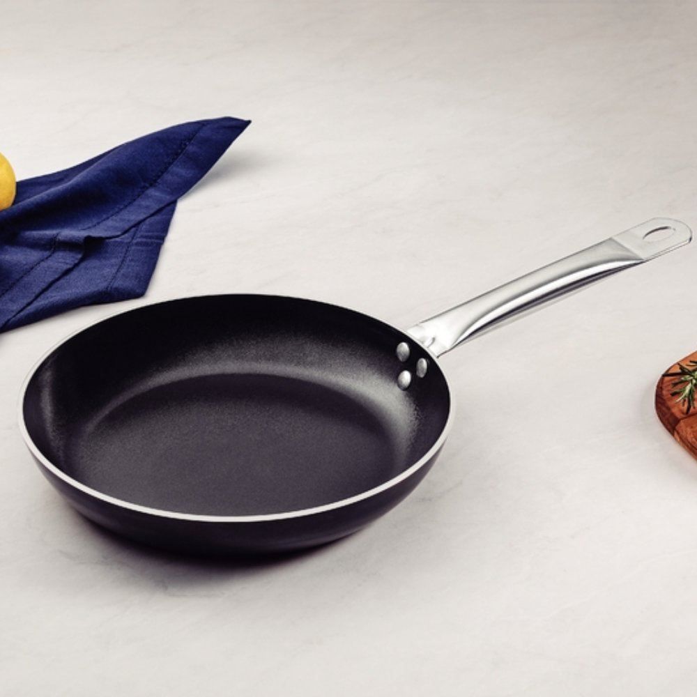 Frigideira Alumínio Antiaderente Starflon Excellent Piemonte Tramontina 1,8 L - Preto