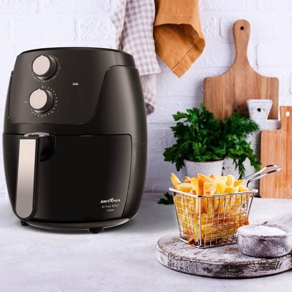 Fritadeira Air Fryer Britânia 4,2 Litros Revestimento Dura Mais BFR37
