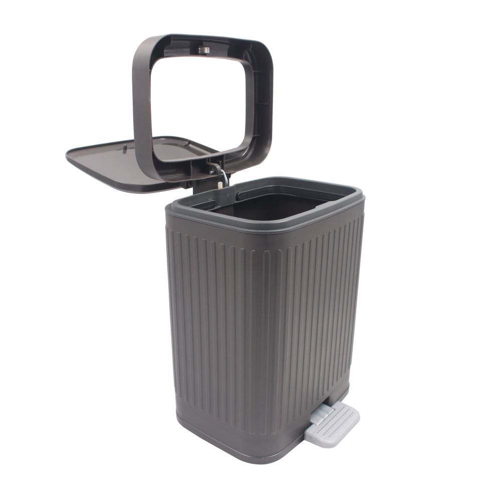 Lixeira Quadrada Plástica com Pedal Havan Casa 8 Litros - Preto