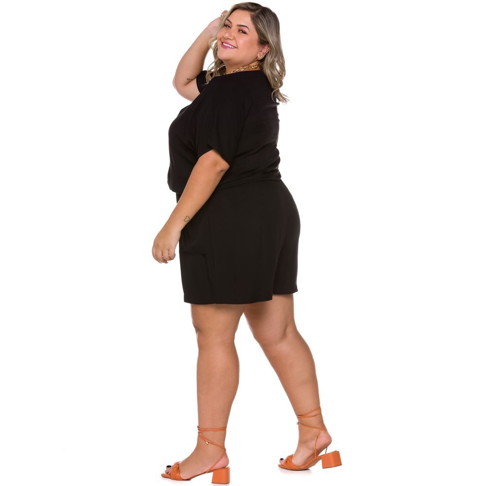 Macaquinho Plus Size de Viscose Patricia Foster Mais