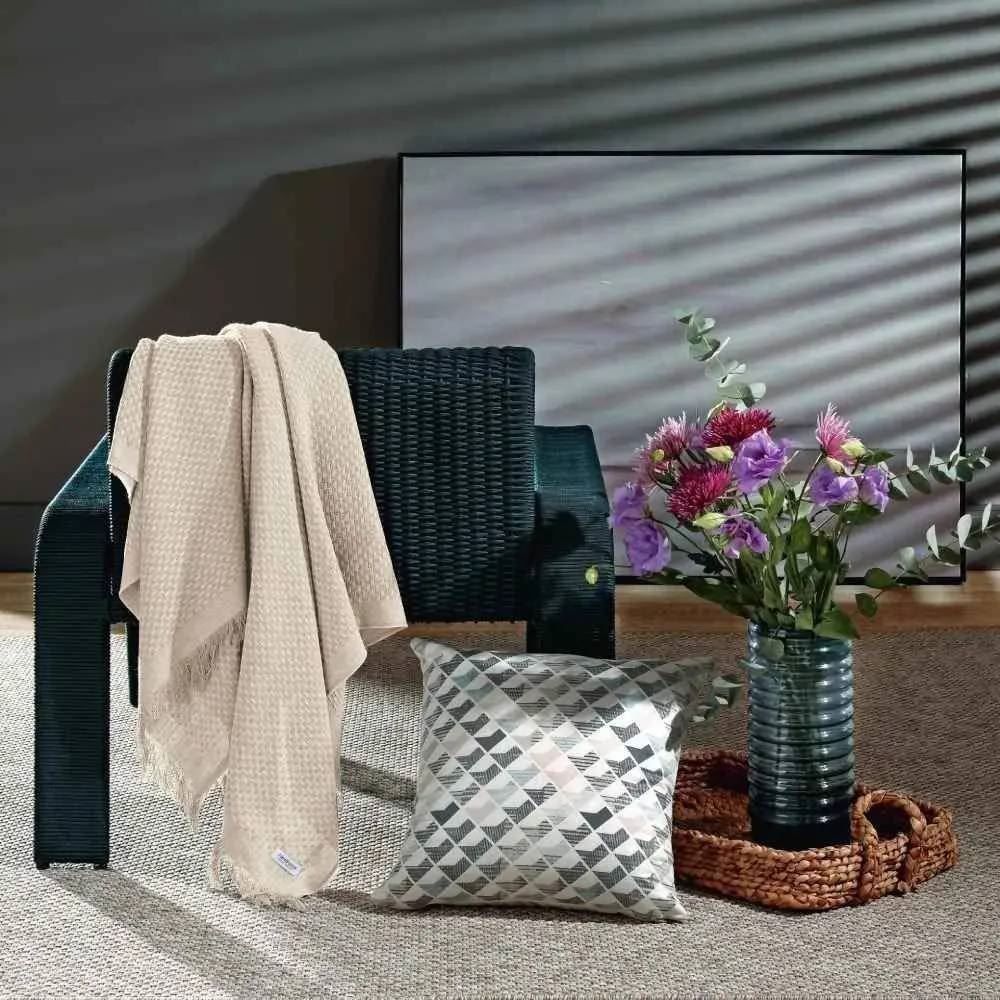 Manta para Sofá Decorativa 1,20X1,45 m Búzios Hedrons - Marfim