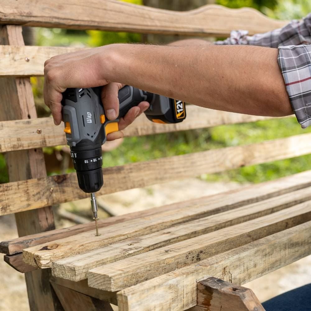 Parafusadeira e Furadeira de Impacto Wap 12V Wf 12K4.2 - Bivolt