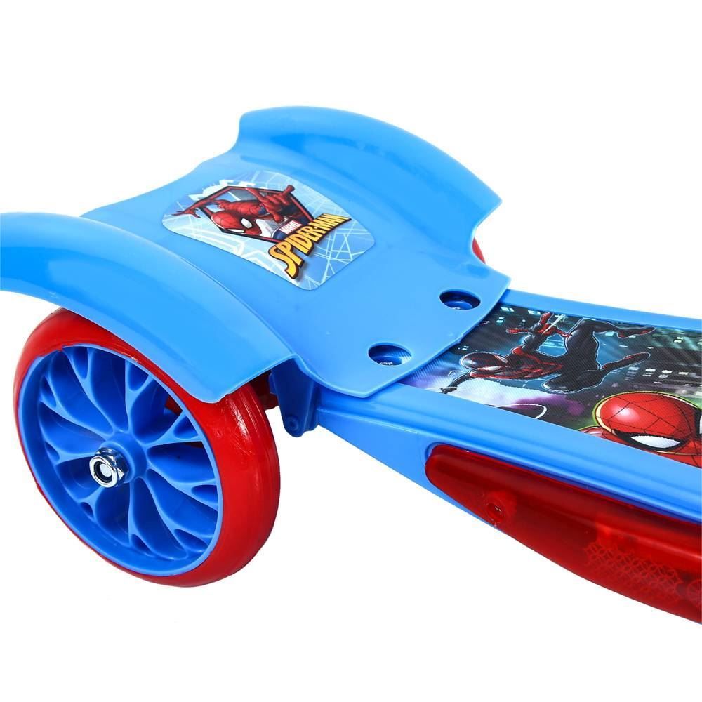 Patinete 3 Rodas Luzes E Som Spiderman Havan Toys - HBR0588