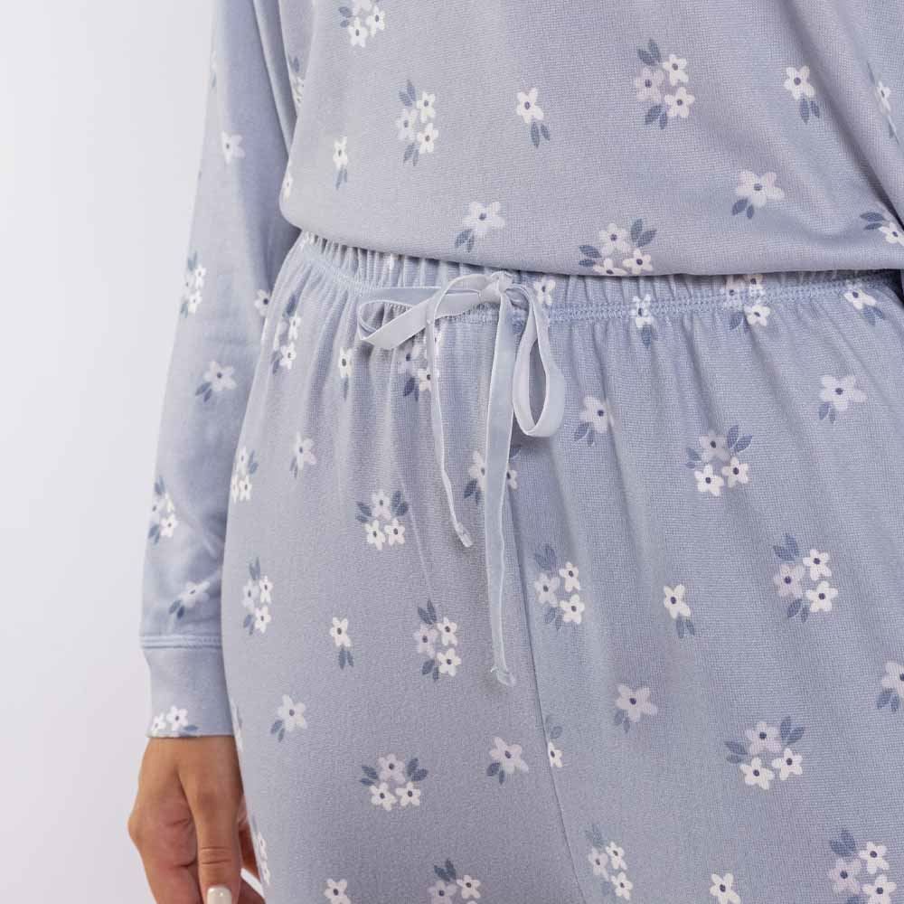 Pijama Feminino Longo Em Malha Tricot Camila Moretti