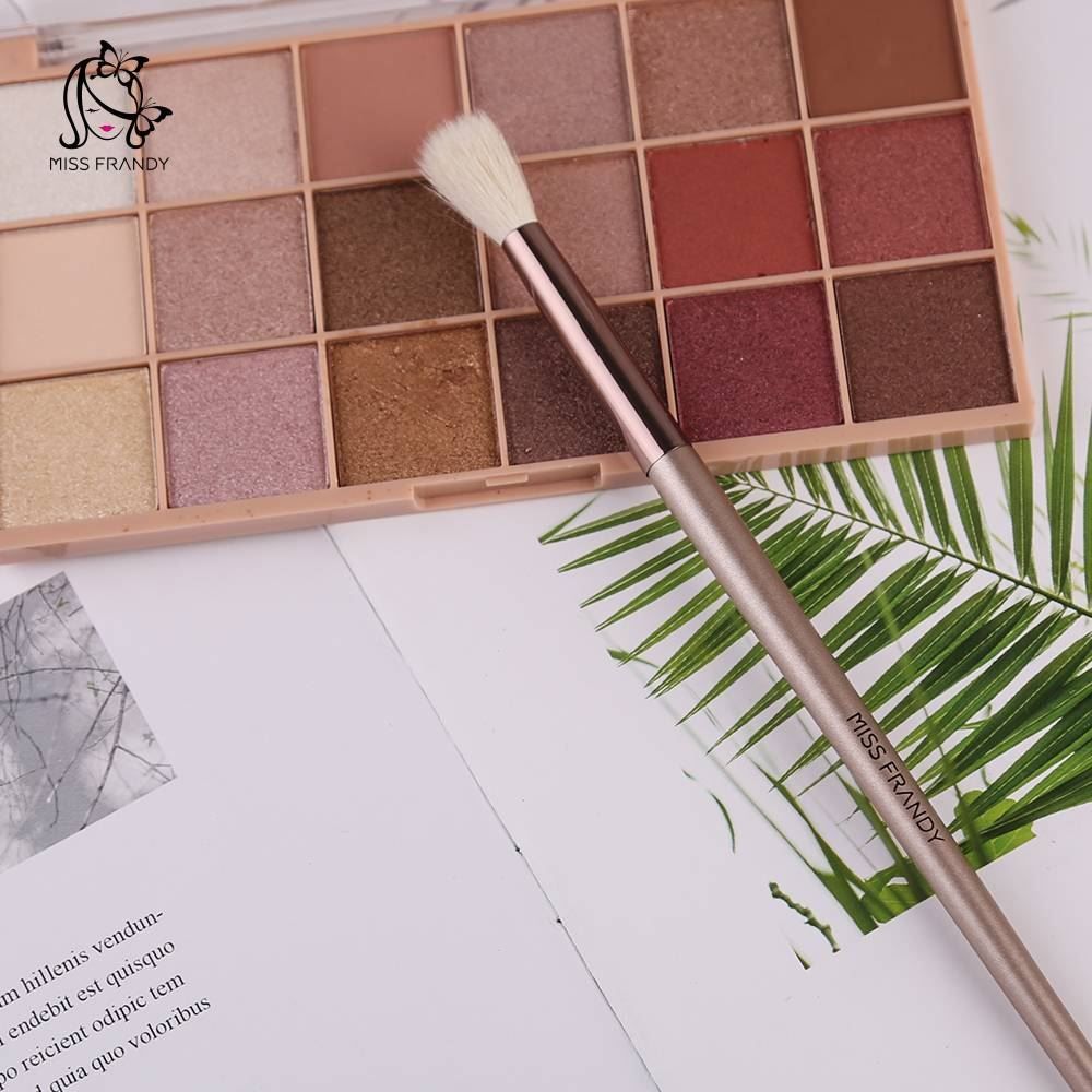 Pincel Para Esfumado De Sombra Miss Frandy - Champagne