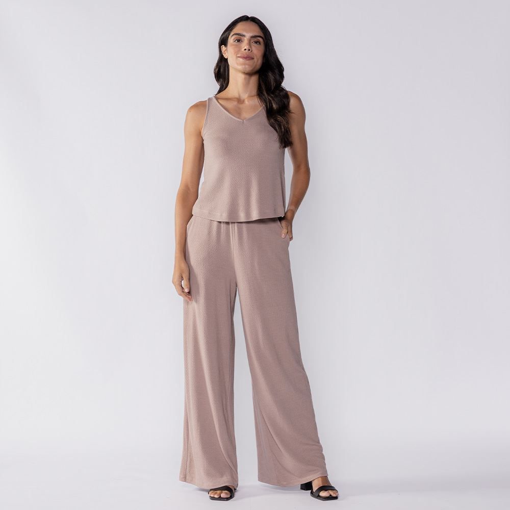 Regata Feminina Com Decote V Patricia Foster