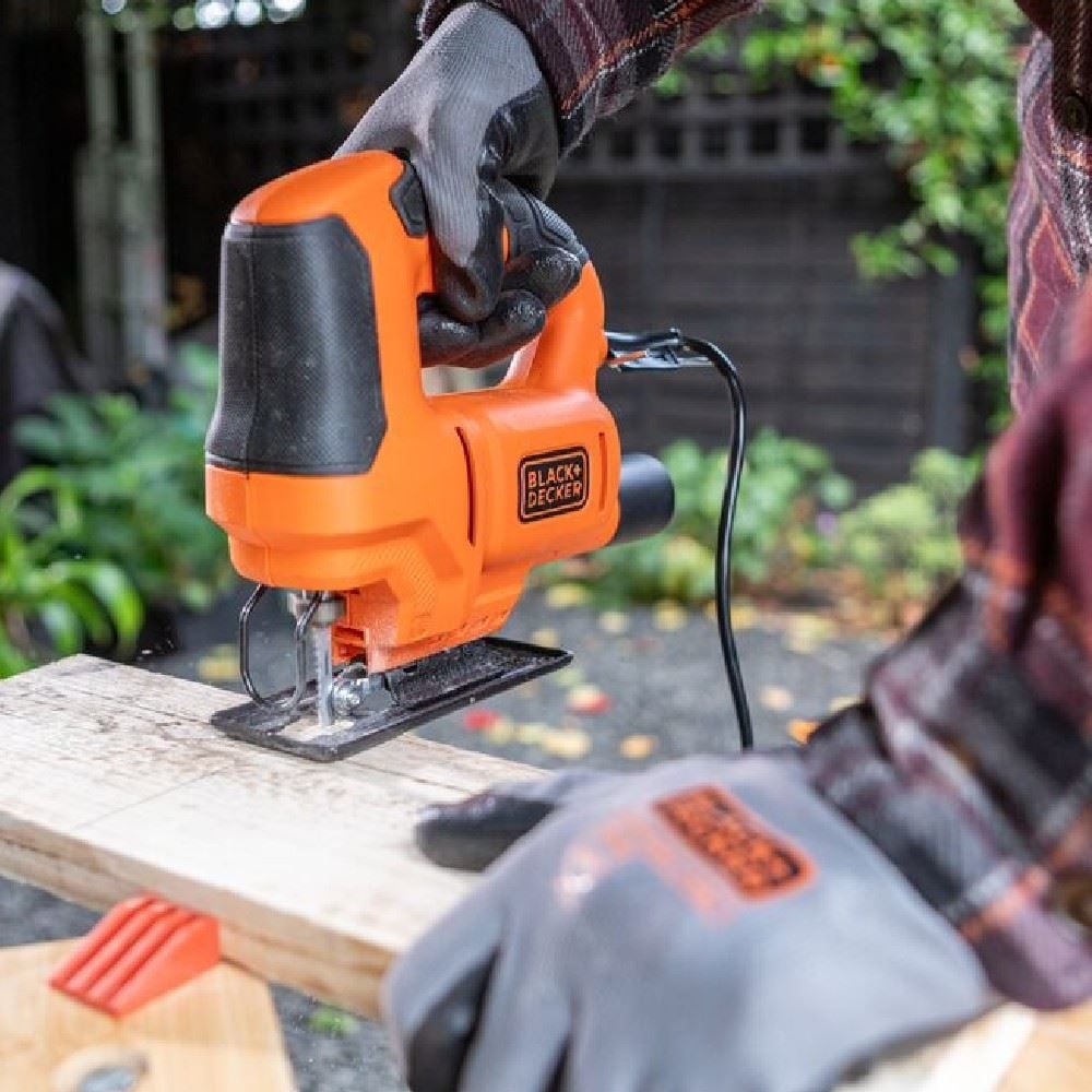 Serra Tico-Tico Black And Decker 400W BES602