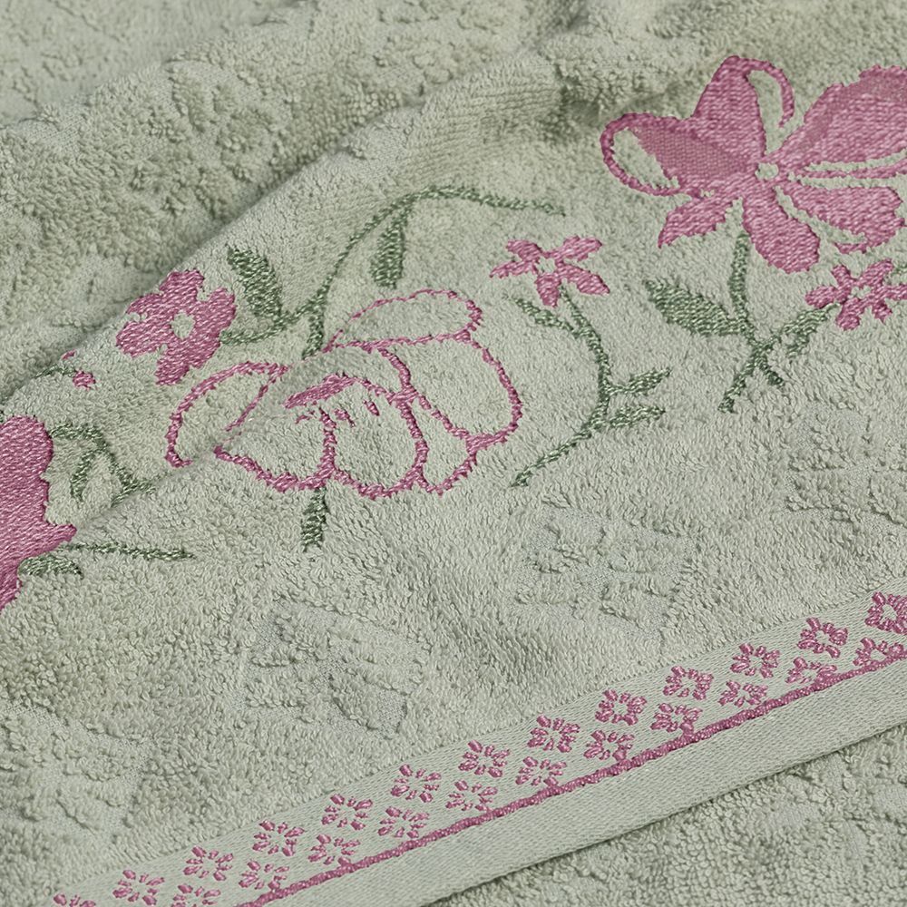 Toalha De Banho Yuna Karsten - VERDE MARTCHA