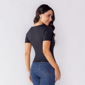 Blusa Feminina Em Poliamida Patricia Foster