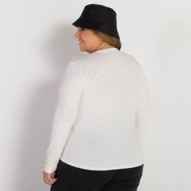 Blusa Plus Size Canelada Decote Redondo Patricia Foster Mais Off White