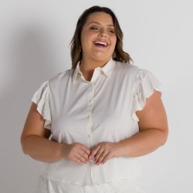 Camisa Plus Size com Babados Patricia Foster Mais Off White