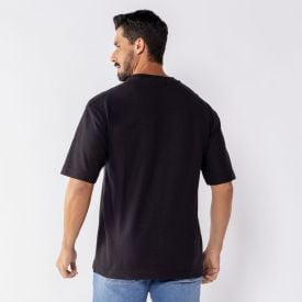 Camiseta Masculina Em Malha Versa Thing Preto