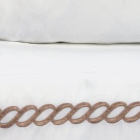 Jogo de Cama Queen Bordado Imperial 4 pçs Havan Casa - Branco e Cru