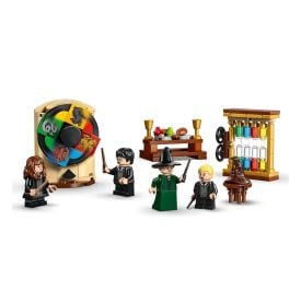 Lego Harry Potter o Castelo de Hogwarts Cerimônia do Chapéu Seletor - 124 peças