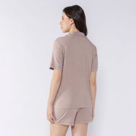 Pijama Feminino Americano De Viscose Camila Moretti Amendoa