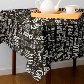 Toalha De Mesa Térmica 1,40X1,40 M Havan Casa - Palavras Preto