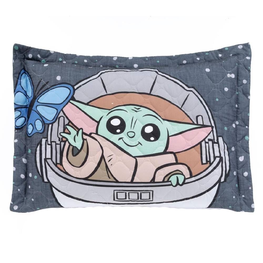 Porta Travesseiro Infantil Estampado Disney Hedrons - Baby Yoda Nave